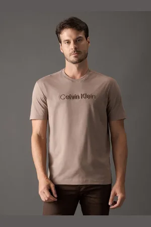 Calvin Klein Camiseta Masculina Embossed Color Calvin Klein - Caqui Medio