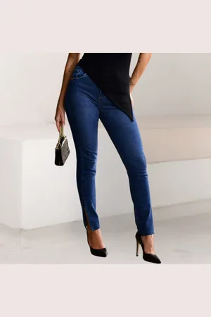 Revanche Calça Jeans Skinny Com Barra A Fio e Abertura Feminina Palmela