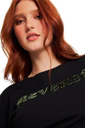 Reversa Camiseta Malha Ripped
