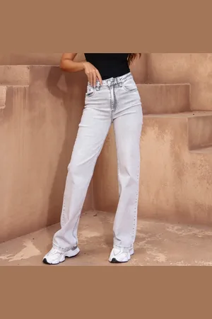 Revanche Calça Jeans Wide Leg Barra Normal Feminina Lamponeia