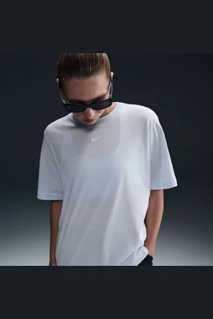 Nike Camiseta Sportswear Feminina