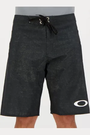 Oakley Bermuda Basic Preta