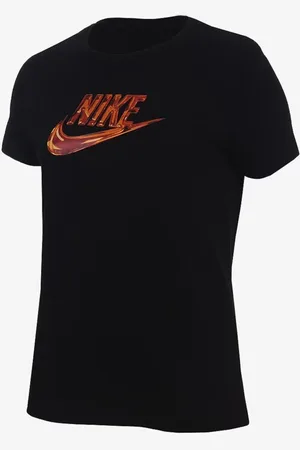 Nike Camiseta Sportswear Essentials Feminina