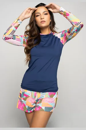 Vicbela Conjunto Blusa Feminina Segunda Pele Manga Longa Moda Praia Verão + Short Estampado Curto Saida de Praia Tecido Proteção UV