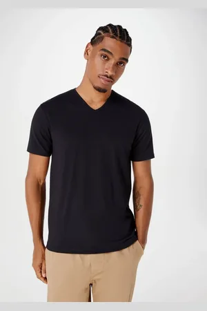 Hering Camiseta Manga Curta Super Slim Em Algodão Com Elastano
