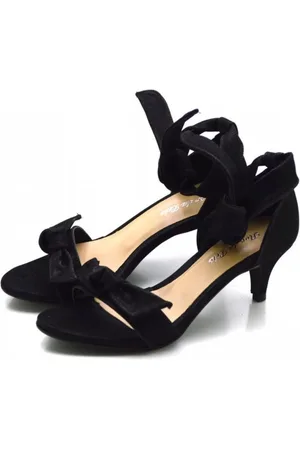 Flor da Pele Sandália Feminina Salto Baixo 180170 Nobucado