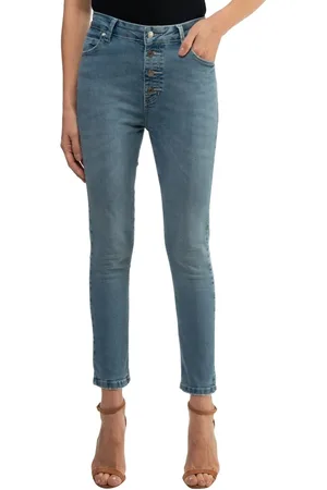 Calça Skinny Cintura Alta em Jeans com Correntinhas nos Bolsos Vazados  Preto Estonado