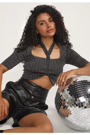 John John Blusa Cropped Canelada Ajustada Recorte Busto Preta