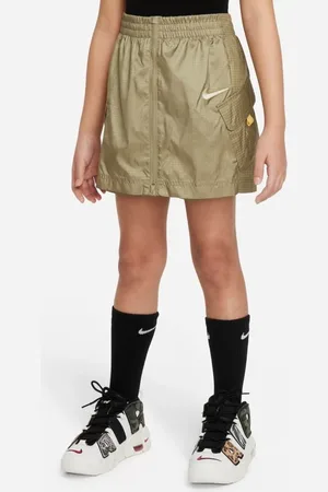 Nike Infantil - Shorts Saia Sportswear Cargo
