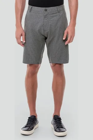 HANGAR 33 Bermuda Masculina em Tecido Plano Alfaiataria