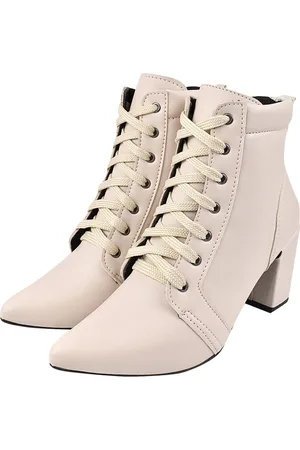 monté Coturno Feminino Bota Bico Fino CM Calçados Confortável Macio Salto Alto Cano Médio Off White
