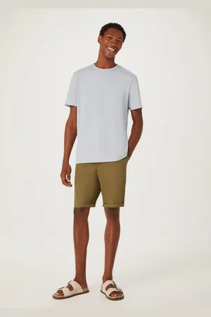Hering Bermuda Básica Masculina Em Sarja Com Elastano