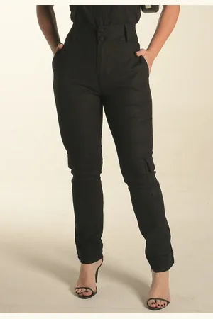 Mamorena Calça Skinny em Linho com Elastano e Detalhe de Botões Encapados