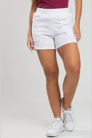 Vicbela Short Curto Cintura Alta Moletinho Branco