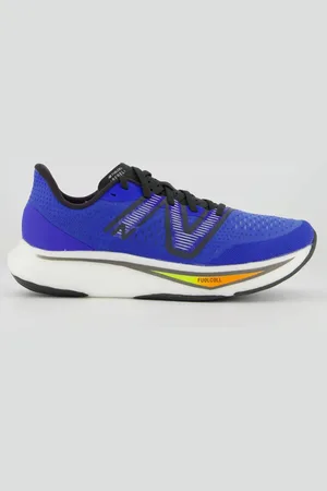 New Balance Tênis Fuelcell Rebel V3