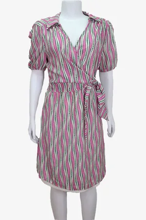 EMIGÊ Vestido Gregory Curto Transpassado Estampado Rosa Produto Gentilmente Usado