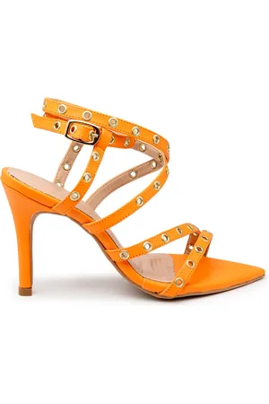 Flor da Pele Sandália Social Feminina Bico Fino Salto Alto Fino Ilhós 6019