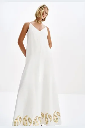 LEZ A LEZ Vestido Longo Reto com Bordado Paisley Lurex