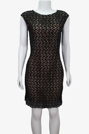 EMIGÊ Vestido Mixed Curto Casual Renda Floral Nude Produto Gentilmente Usado
