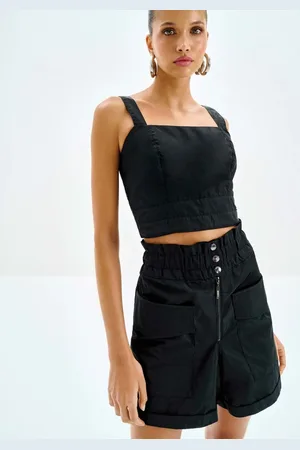 LEZ A LEZ Blusa Cropped Decote Reto com Alças