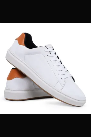 Schiareli Saqpatênis Casual Masculino de Couro Para Usar Com Bermuda Calça Terno Sch 300 Off White