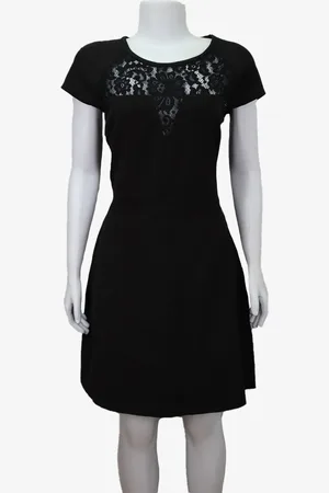 EMIGÊ Vestido Gaudi Curto Renda Vazada Produto Gentilmente Usado