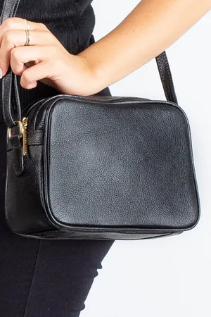 Andrea Vinci Bolsa quadrada pequena de couro liso Diana
