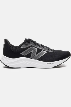 New Balance Tênis Fresh Foam Arishiv4 Feminino