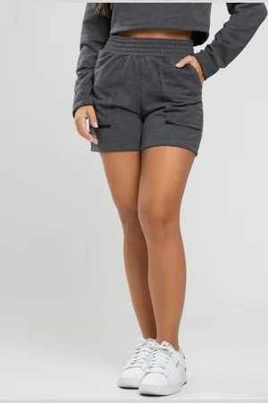 Vicbela Short Curto Cintura Alta Moletinho Grafite