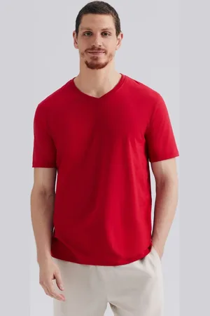 Hering Camiseta Básica Masculina Manga Curta Gola V World