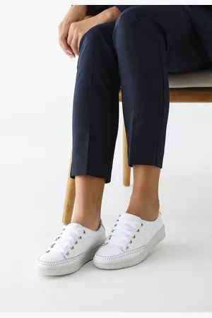 ROMEU E JULIETA SHOES Tênis Casual Feminino Cadarço em Couro