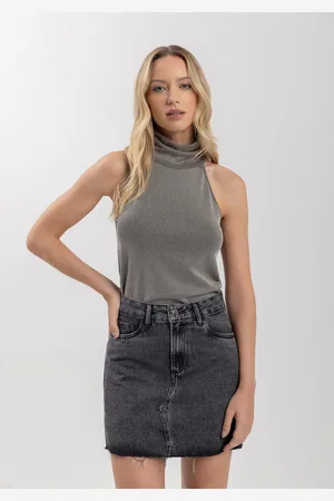 LEZ A LEZ Saia Jeans Curta Estonada Com Cintura Alta E Barra Desfiada