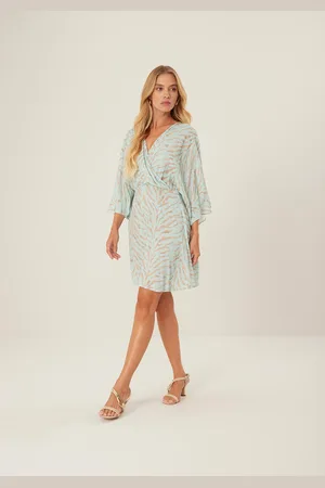 LEZ A LEZ Vestido Curto em Viscose Estampado com Manga Flare