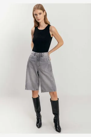 LEZ A LEZ Bermuda Jeans Jorts Com Cintura Alta E Recortes
