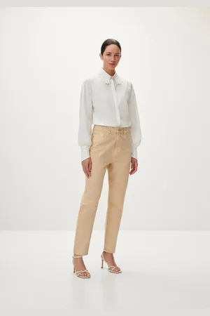 LEZ A LEZ Calça Sarja Mom Cropped Super Alta com Strass