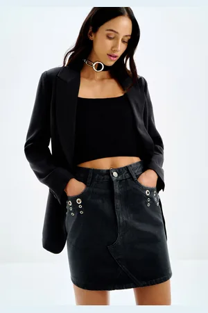 LEZ A LEZ Blusa Cropped em Tricô Canelado com Decote Reto