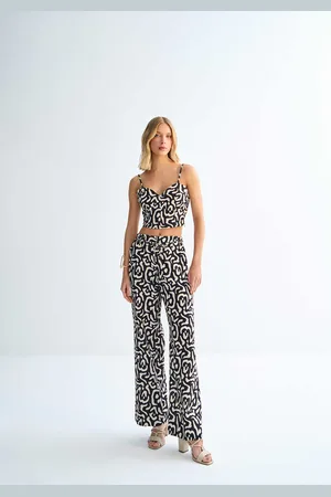 LEZ A LEZ Calça Reta Cintura Alta em Linho Animal Print com Cinto