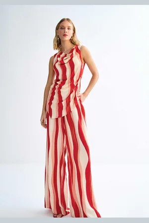 LEZ A LEZ Blusa Alongada em Viscose com Gola Degagê
