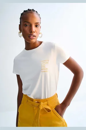 LEZ A LEZ T-shirt Presenteável em Malha Prime e Detalhe Bordado