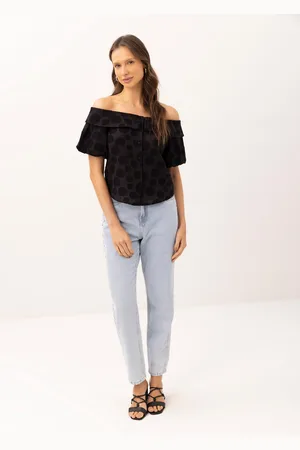 LEZ A LEZ Blusa Ombro a Ombro em Cotton Poá com Babados