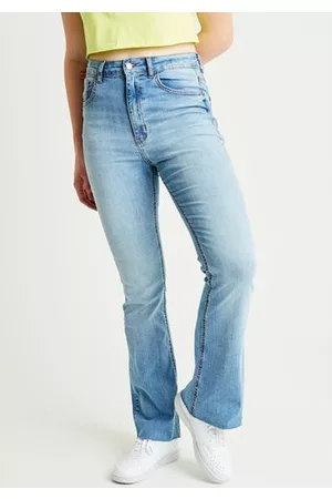 Calça Flare Jeans GAP Básica Feminina - Azul