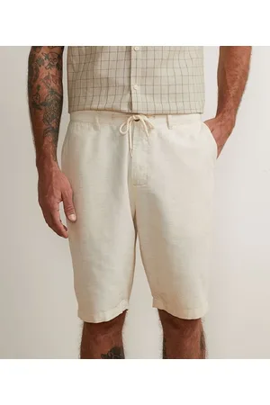 Marfinno Bermuda em Linho com Bolsos e Ajuste em Ilhós