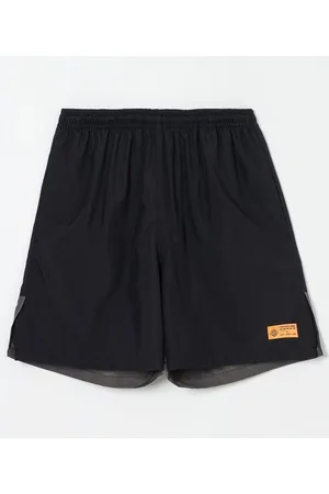 Get Over Bermuda Esportiva com Barra Diferenciada na Parte de Trás