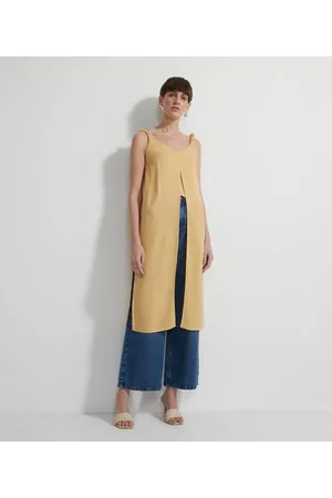 Marfinno Blusa Regata Alongada em Viscose com Nó e Aviamento na Alça