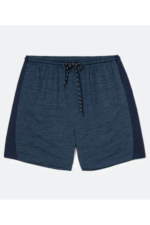 Get Over Bermuda Esportiva com Recorte Lateral - Plus Size