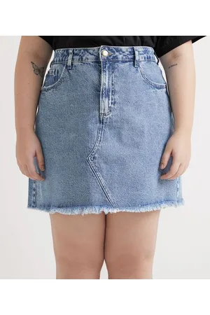 Ashua Curve e Plus Size Saia Evasê Jeans com Recorte Frontal e Barra Desfiada Curve & Plus Size