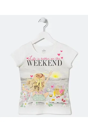 Fuzarka Blusa infantil Estampa de Menina na Paisagem - Tam 5 a 14 anos