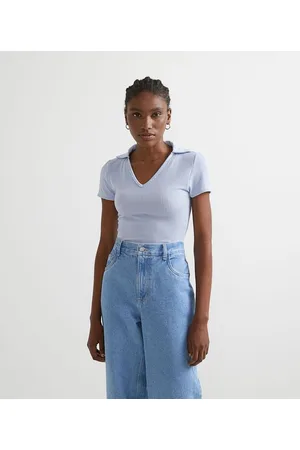 Blue Steel Blusa Cropped Canelada com Gola Polo e Decote V