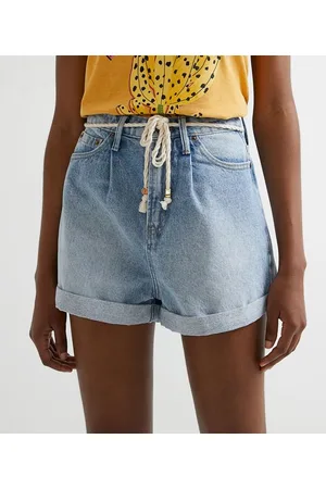 Blue Steel Short Mom Jeans com Pregas e Barra Dobrada