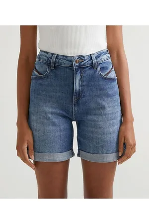 Marfinno Bermuda Jeans com Barra Dobrada e Detalhe de Camurça nos Bolsos